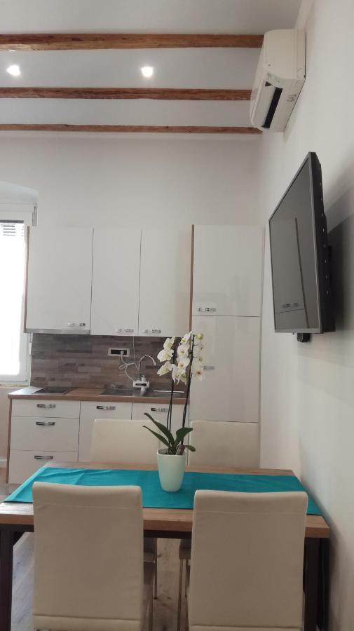 Apartmaji Apollonio Izola Exterior foto